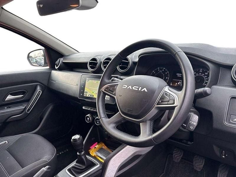 Used Dacia Duster Journey 130 HP (95 kW) 2023 White SUV