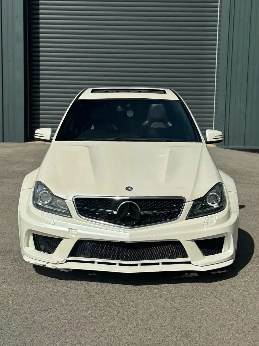 Used Mercedes C63 AMG 450 HP (330 kW) 2013 White Sedan