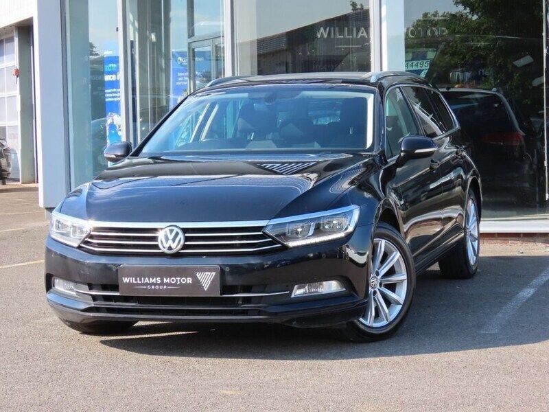 Black Used 2019 VW Passat Business Estate | £11,995 (Good price) - Image 1/4