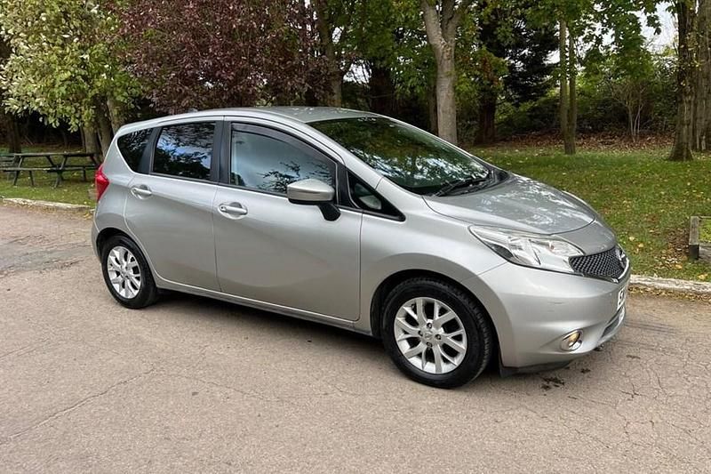 Used Nissan Note Acenta Premium 90 HP (66 kW) 2014 Silver Hatchback