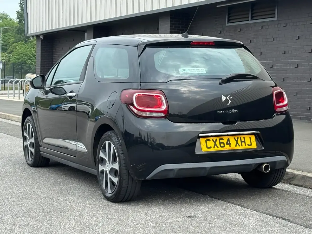 Used Citroën DS3 PureTech 82 HP (60 kW) 2014 Black Hatchback