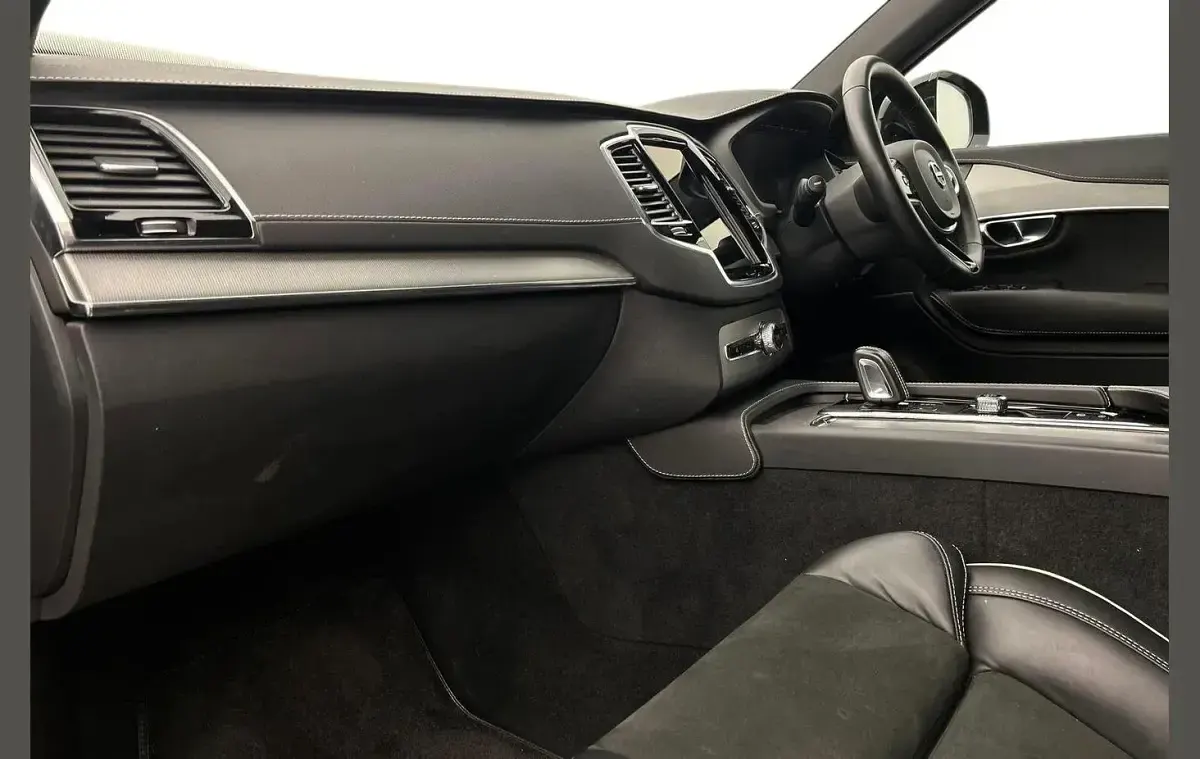 Usado Volvo XC90 R-Design Pro 235 HP (172 kW) 2022 Cinzento SUV