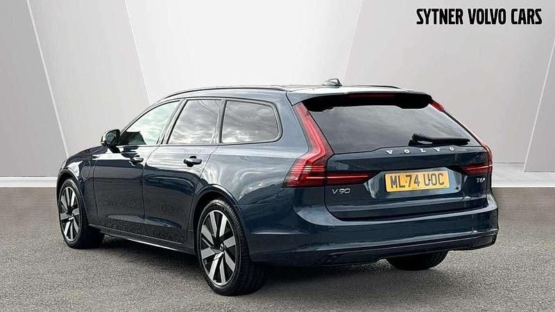 Used Volvo V90 Plus 345 HP (253 kW) 2024 Blue Estate