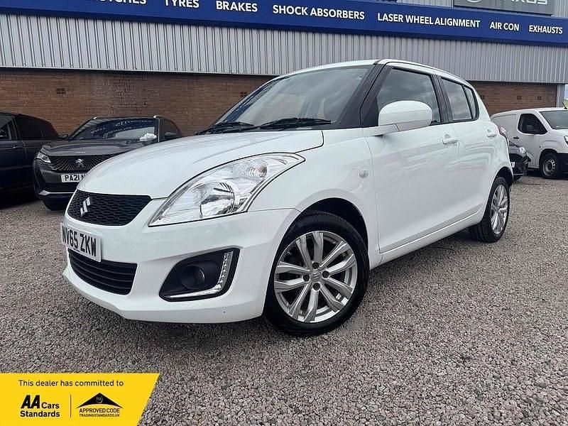 White Used 2015 Suzuki Swift SZ3 Hatchback | £6,481 (Fair price) - Image 1/4