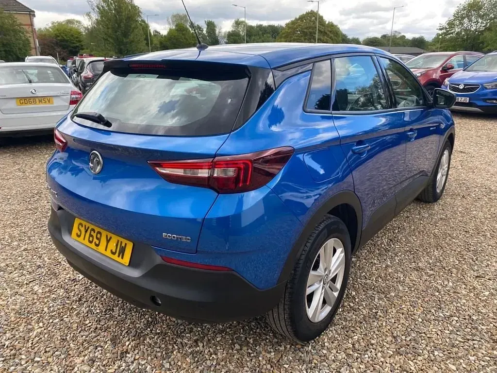 Second-hand Vauxhall Grandland X S 130 CP (95 kW) 2019 Albastru SUV