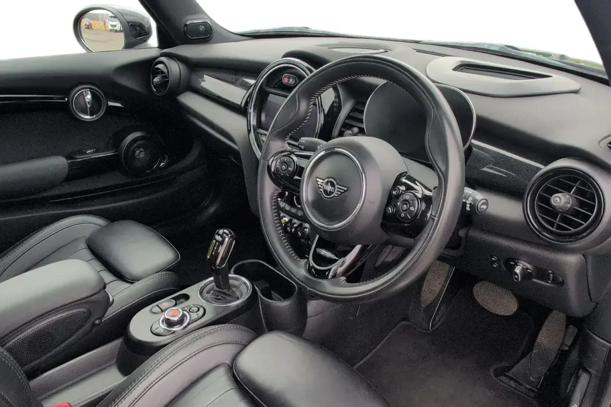 Used Mini Cooper S Hatch 135 kW (184 HP) 2020 Green Hatchback