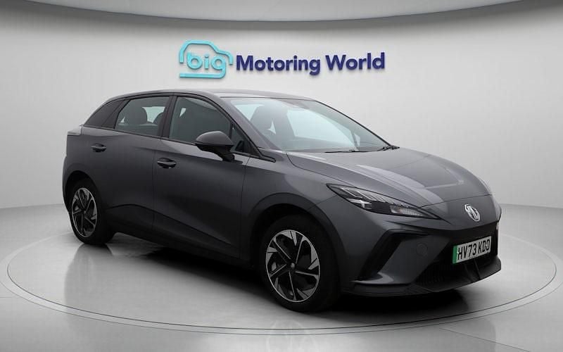 Grey Used 2023 MG MG4 EV SE Hatchback | £13,600 (Fair price) - Image 1/4