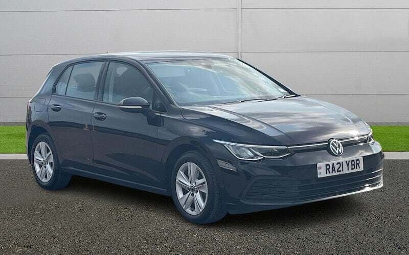 Used 2024 VW Golf VIII Life Hatchback | £16,490 (Super price) - Image 1/4