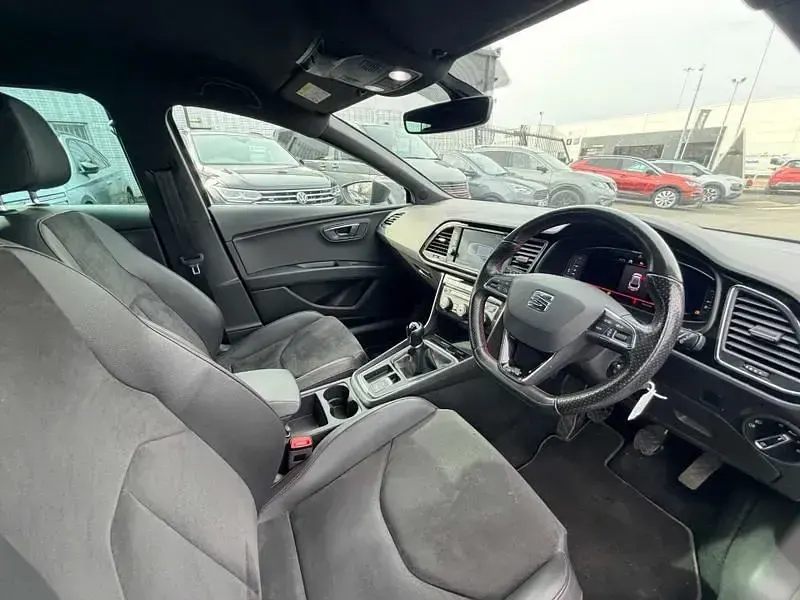 Second-hand Seat Leon Black Edition 2020 Gri Break