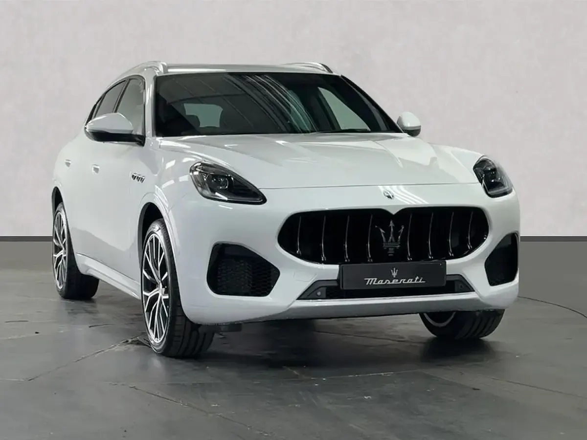 New Maserati Grecale 300 HP (220 kW) 2026 White SUV