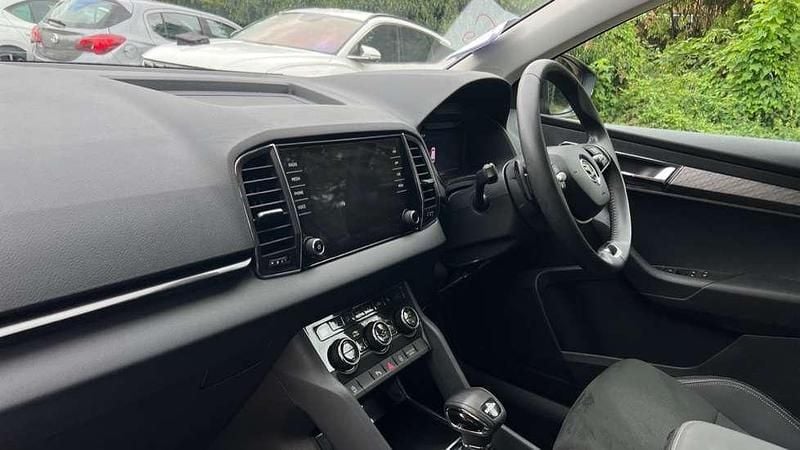 Image 2/4