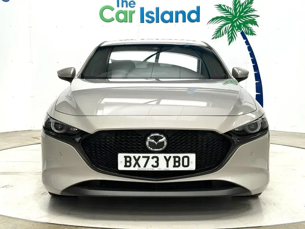 Used Mazda 3 Inclusive 122 HP (89 kW) 2022 Silver Hatchback