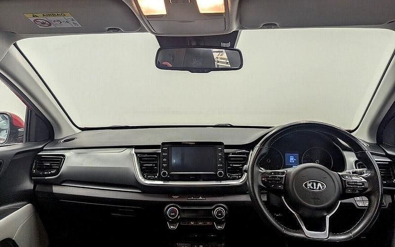 Used Kia Stonic 120 HP (88 kW) 2020 Red SUV