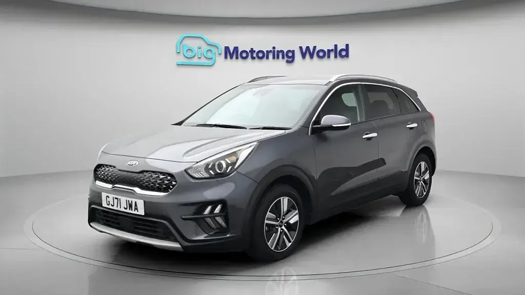 Used Kia Niro 139 HP (102 kW) 2021 Grey SUV