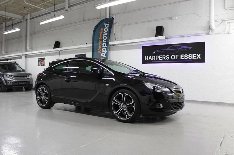 Used 2017 Vauxhall Astra GTC Edition Coupe | £5,995 (Good price) - Image 1/1