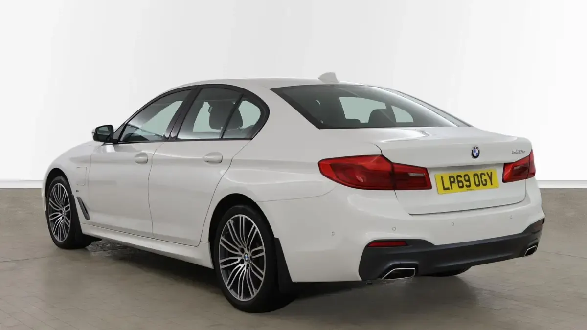 Used BMW 530e iPerformance 249 HP (183 kW) 2020 White