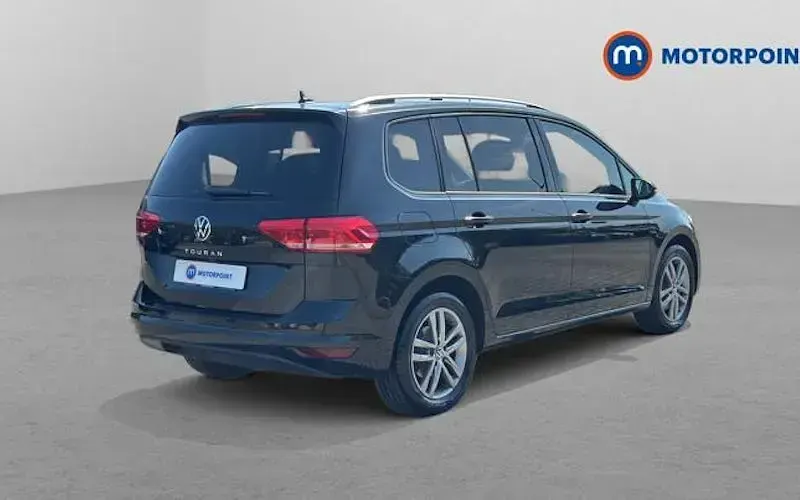 Used VW Touran Match 150 HP (110 kW) 2025 Black MPV