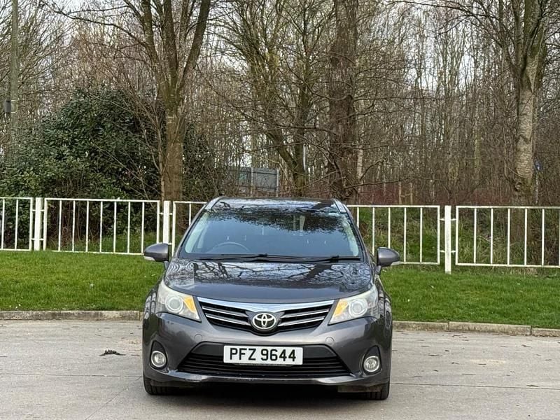 Used Toyota Avensis T4 2013 Grey Estate