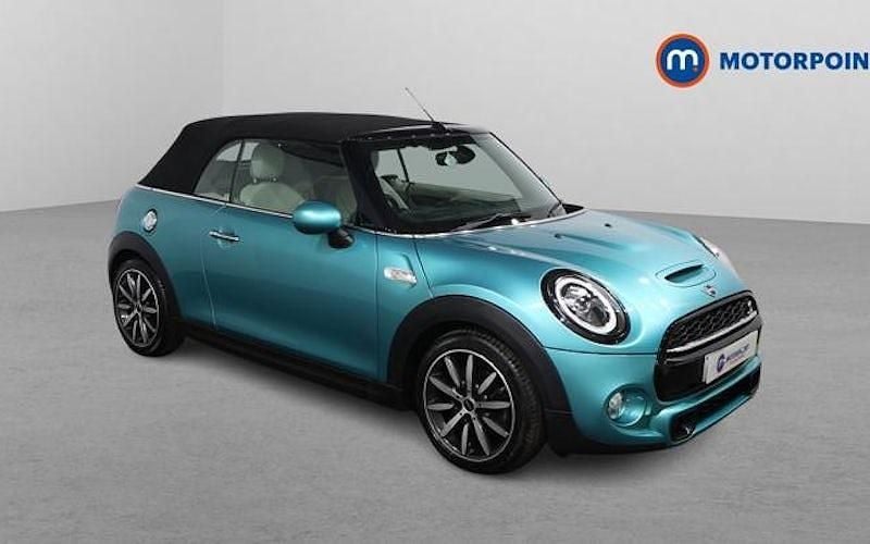 Begagnad Mini Cooper S Cabriolet Chili 192 HK (141 kW) 2018 Cab