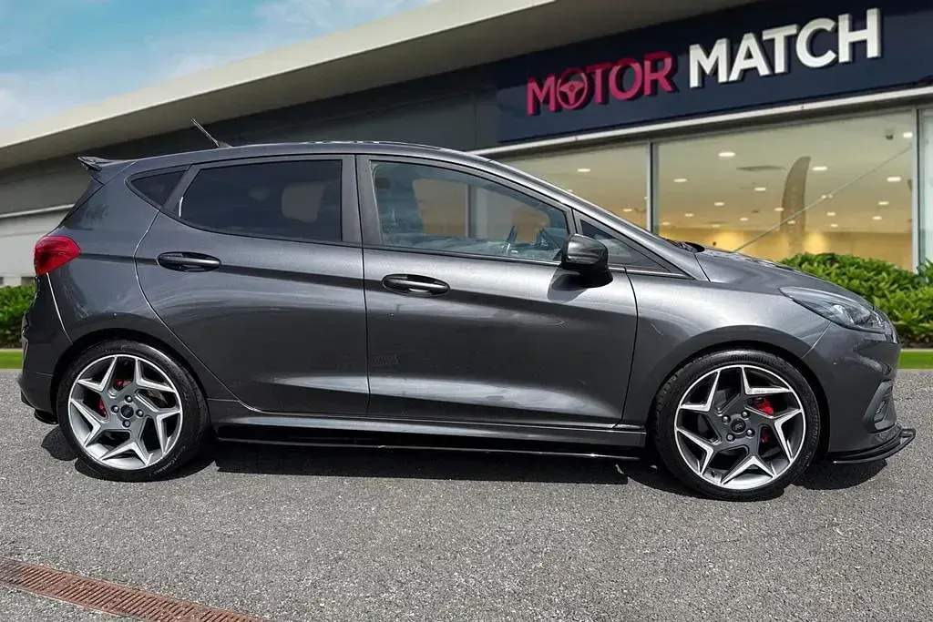 Used Ford Fiesta ST 200 HP (147 kW) 2021 Grey Hatchback
