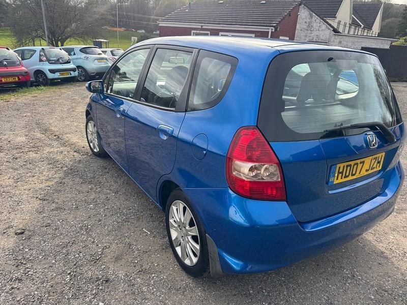Second-hand Honda Jazz SE 82 CP (60 kW) 2007 Albastru Hatchback