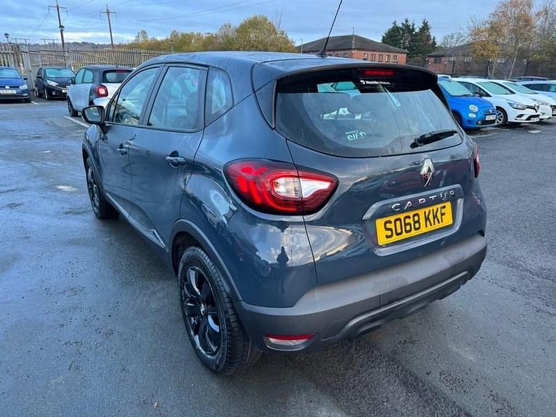 Usado Renault Captur Play 90 HP (66 kW) 2019 Azul SUV