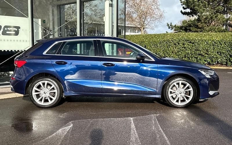 Used Audi A3 Sportback e-tron Sport 204 HP (150 kW) 2025 Hatchback