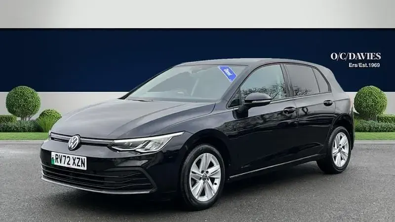 Used VW Golf VIII Life 115 HP (84 kW) 2022 Black Hatchback