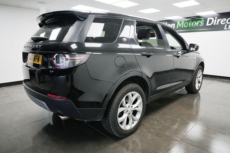 Used Land Rover Discovery Sport HSE 180 HP (132 kW) 2016 Black SUV