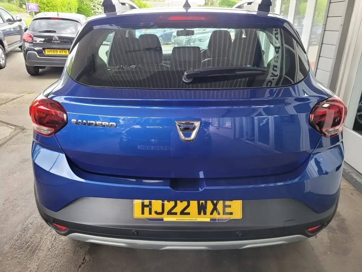 Używany Dacia Sandero Essentiel 2022 Niebieski Hatchback
