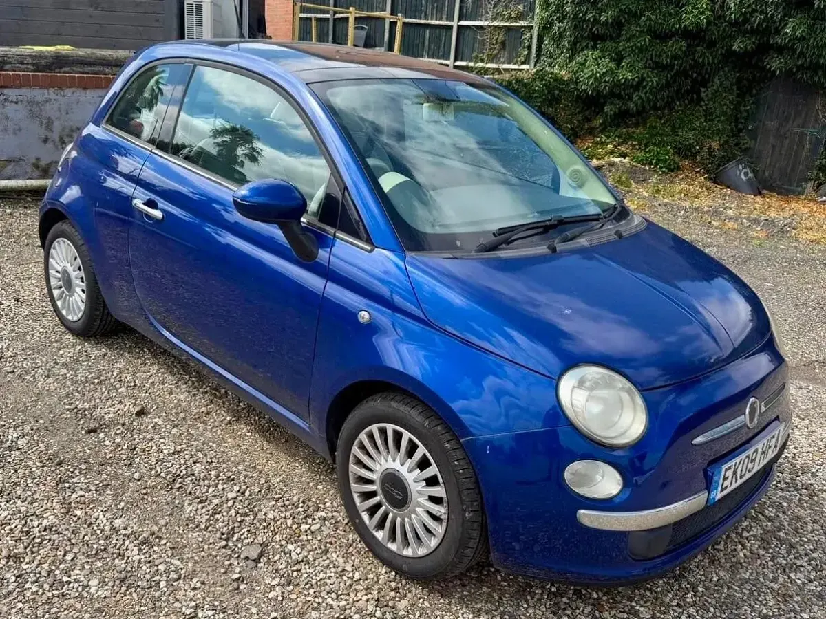 Used Fiat 500 Lounge 69 HP (50 kW) 2009 Blue Cabriolet