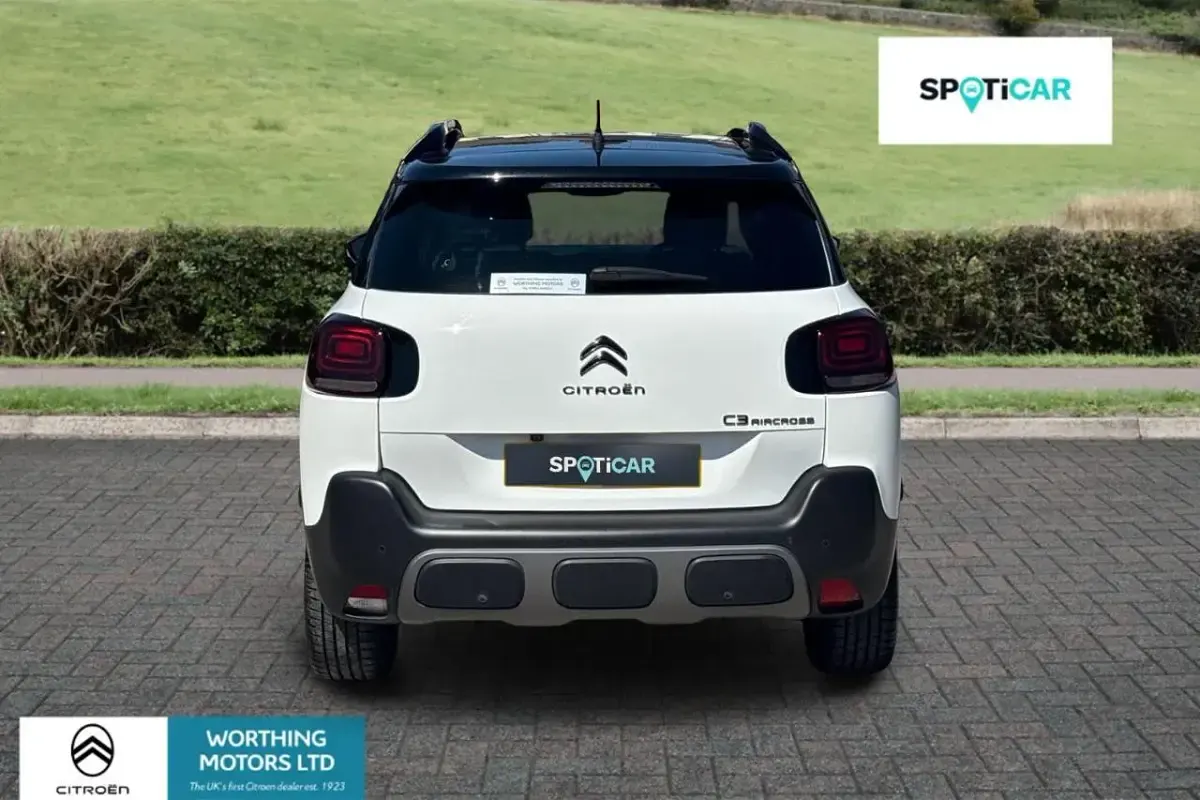 Used Citroën C3 Aircross Shine 108 HP (79 kW) 2023 White SUV