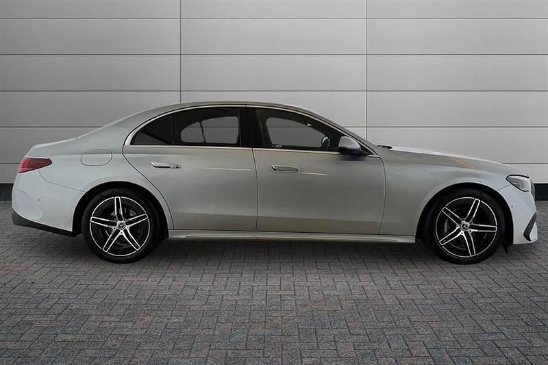 Used Mercedes E220 AMG Line Premium 197 HP (144 kW) 2024 High tech silver Sedan