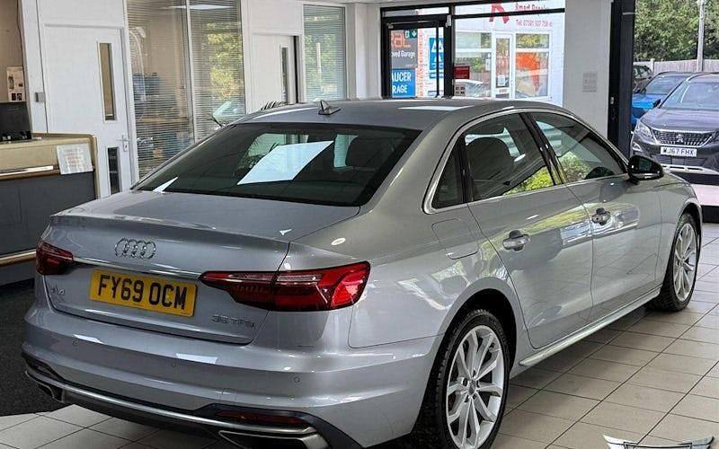 Used Audi A4 Sport 150 HP (110 kW) 2019 Silver Sedan