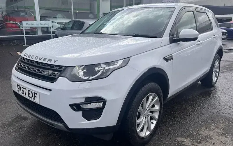 Used Land Rover Discovery 5 SE 179 HP (131 kW) 2019 SUV