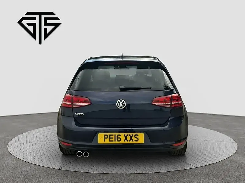 Used VW Golf VII GTD 184 HP (135 kW) 2016 Blue Hatchback