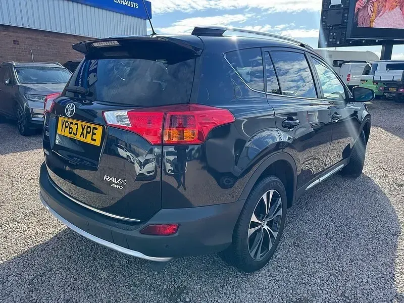 Used Toyota RAV4 150 HP (110 kW) 2014 Black SUV