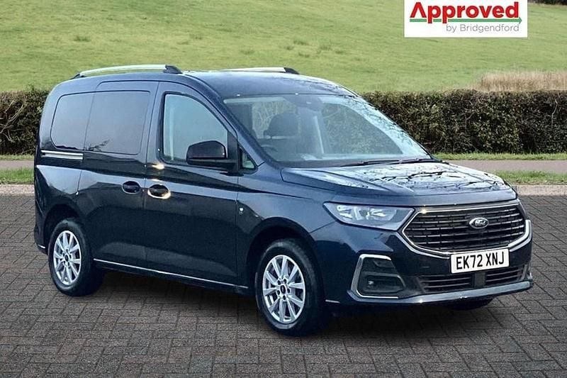 Used Ford Tourneo Connect Titanium 122 HP (89 kW) 2022 MPV