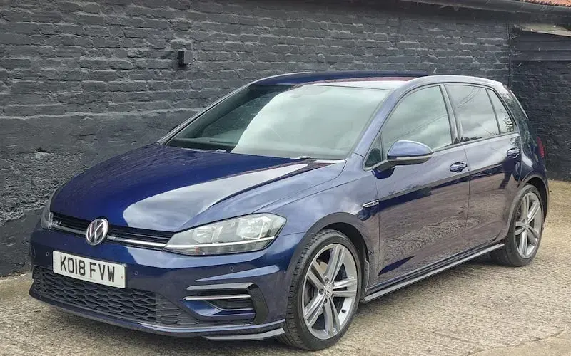 Used VW Golf VII R-line 150 HP (110 kW) 2019 Hatchback