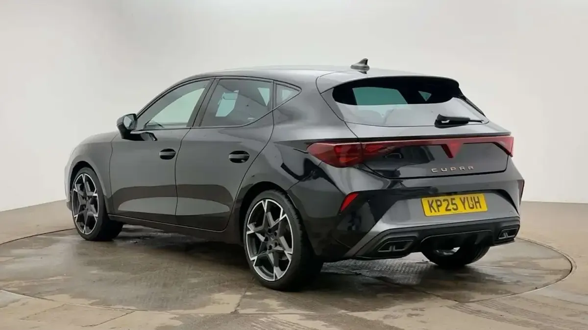 Used Cupra Leon 150 HP (110 kW) 2025 Black Hatchback