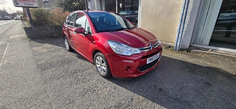 Begagnad Citroën C3 VTR Sport 2013 Röd Halvkombi