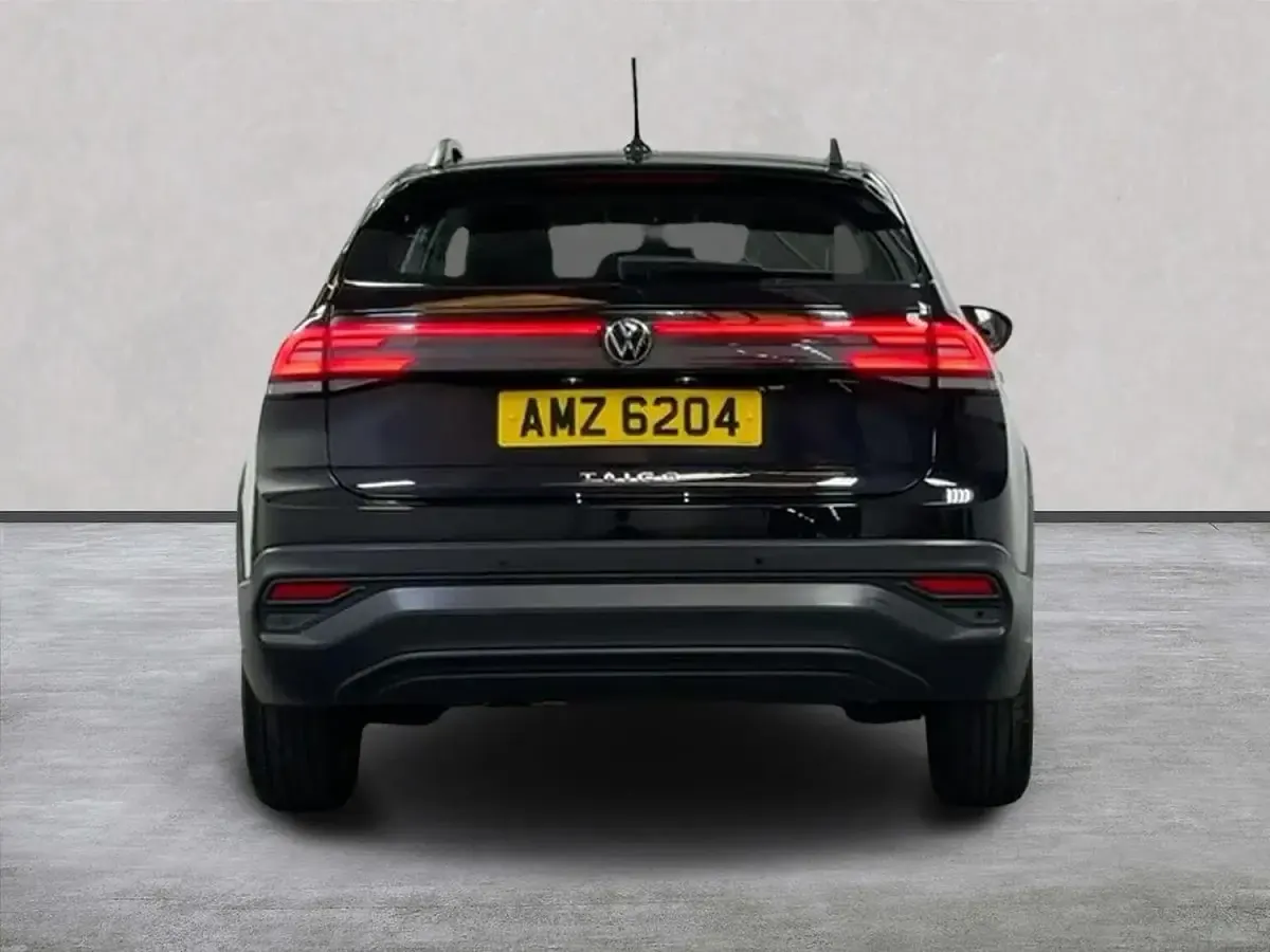 Used VW Taigo Life 95 HP (69 kW) 2023 Black SUV