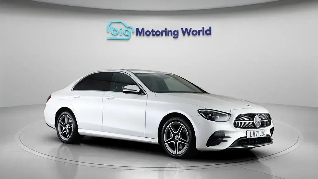 Used Mercedes E300 AMG line 306 HP (225 kW) 2021 Sedan