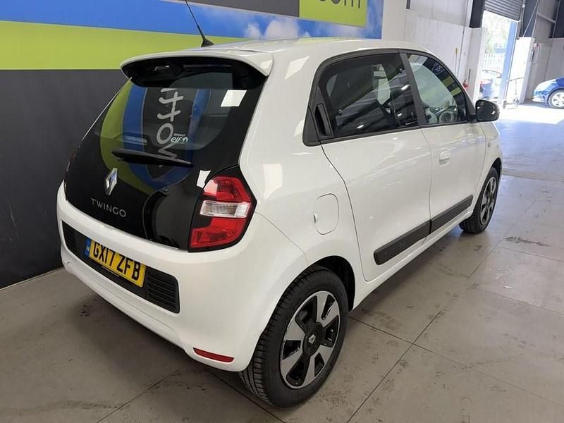 Usado Renault Twingo Play 70 HP (51 kW) 2017 Branco Citadino