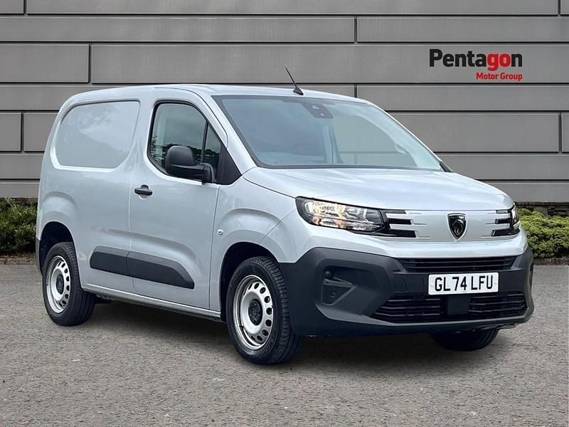 Silver Used 2024 Peugeot Partner MPV | £14,995 (Fair price) - Image 1/4