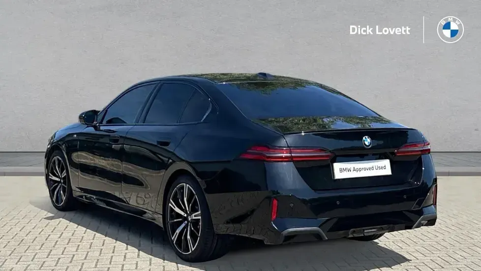 Used BMW 520 M Sport 205 HP (150 kW) 2023 Black Sedan