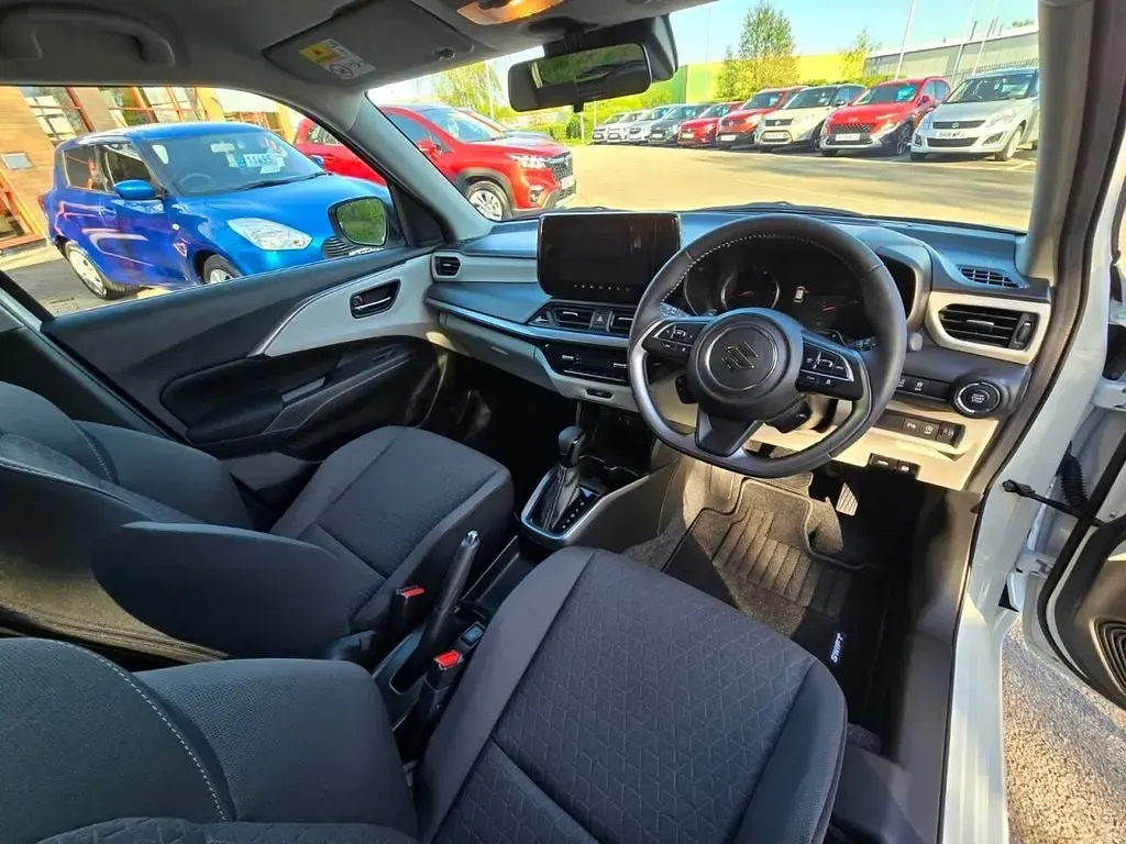 Novo Suzuki Swift 82 HP (60 kW) 2025 Branco Citadino