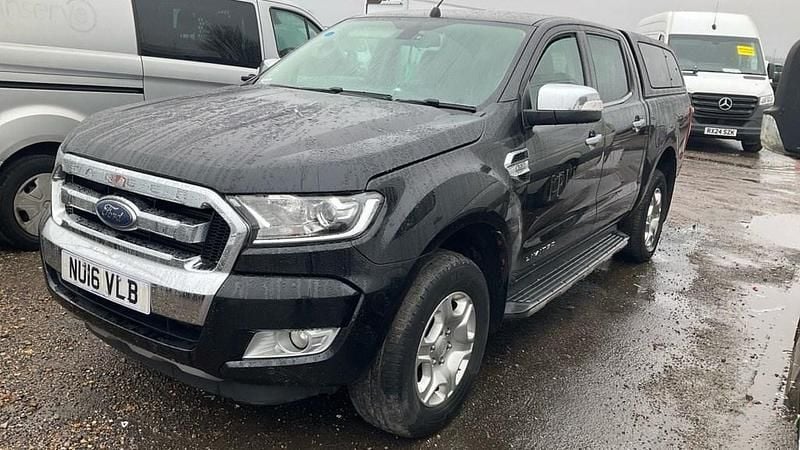 Used Ford Ranger Limited 200 HP (147 kW) 2016 Black Pickup