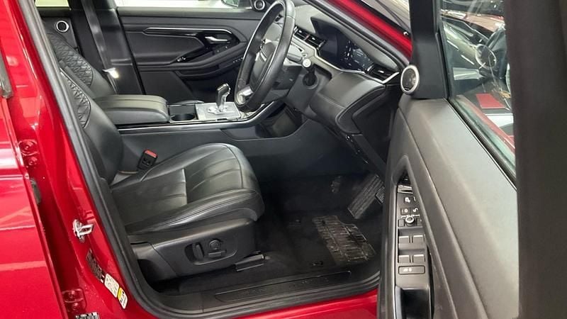 Used Land Rover Range Rover evoque HSE 180 HP (132 kW) 2019 Red SUV