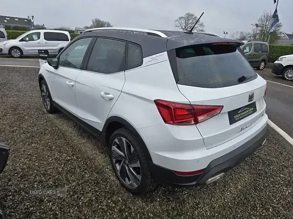 Used Seat Arona FR 110 HP (80 kW) 2023 White SUV